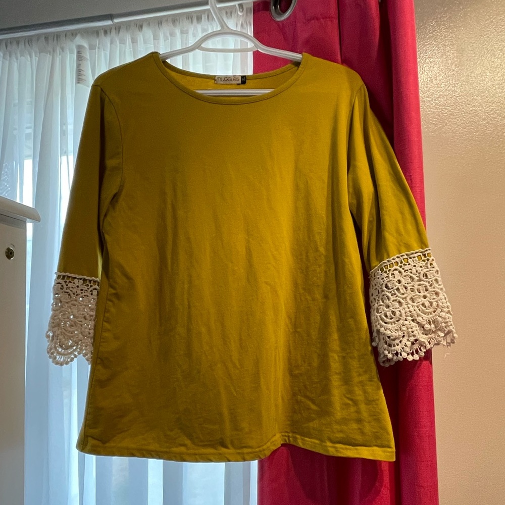 Mustard 3/4 sleeve top